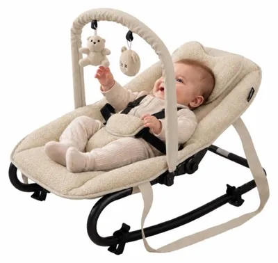 Produktbild von X Adventure Babywippe Teddy Beige – Wippe mit Spielbogen, verstellbarer Rückenlehne, feststellbarer Schaukelfunktion und 5-Punkt-Gurt, bis 9 kg