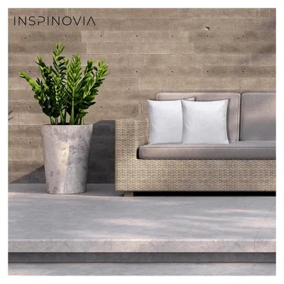 Produktbild von Outdoor Kissen mit Füllung | Wasserabweisende Dekokissen | Sets in 2er, 4er & 6er Varianten | Gartenkissen | Loungekissen | 45 x 45 cm (Hellgrau, 2er Set)