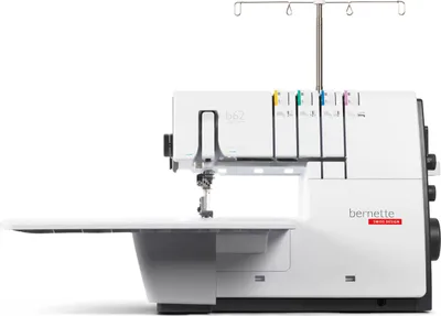 Produktbild von Bernette Coverstich-Nähmaschine b62 mit automatischem Lufteinfädler, 130 mm Durchlassbreite