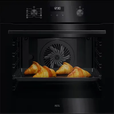 AEG 5000 SurroundCook® mit SteamBake / Einbaubackofen / Aqua-Reinigungsfunktion / Schwarz NBA5A20AK