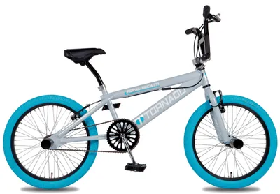 Image de Vélo BMX Royal-Bugatti Tornado Freestyle 20 pouces - Bleu clair/gris avec pneus bleus