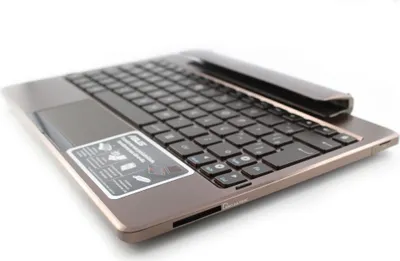 Produktbild von Asus EP TastaturDock für EeePad TF101 mit deutschem Tastaturaufkleber, braun