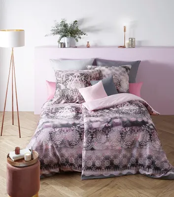 Produktbild von Fleuresse Mako-Satin Bettwäsche 155x220 Ornamente mistyose rosa silber Wende 113894-14