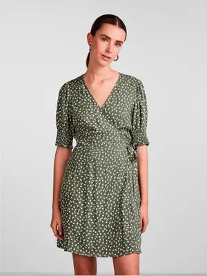 Produktbild von Pieces Tala 2/4 Wrap Kurzarmkleid Grün M Frau Grün M