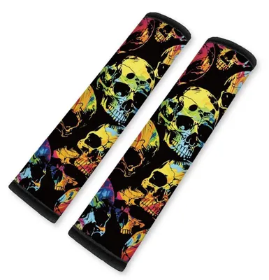 Obrázok produktu pre 2 kusy chráničov bezpečnostných pásov s motívom lebky, vhodné na Halloween, neoprénové, rozmery 28x6 cm