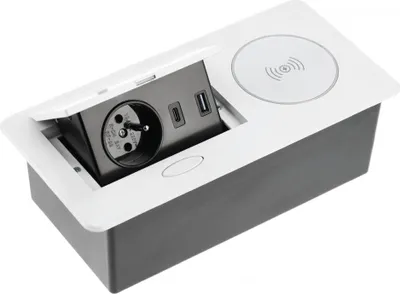 Steckdose mit induktiver Ladestation, 5 W, USB-A/C, kompakt