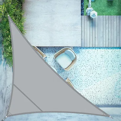 Immagine prodotto di Tenda da sole triangolare, impermeabile, grigio chiaro, dimensioni 4x4x5,65 metri, realizzata in poliestere (PES), con protezione UV al 95%