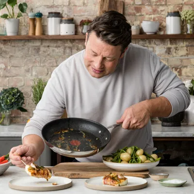 Zdjęcie produktu dla Tefal Jamie Oliver by Tefal E304S3 3-częściowy zestaw patelni Cook's Direct On | 20, 24, 28 cm