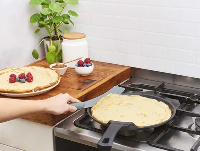 Produktbild von Silikonspatel für beschichtete Pfannen, 33 cm