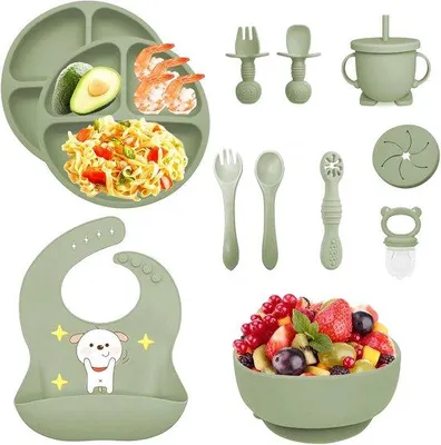Produktbild von 12-teiliges Silikon-Set für Babyernährung, rutschfestes Geschirrset für Kinder mit Saugnapf, verstellbare Lätzchen, Teller, Schüssel, Trinkbecher, Löffel