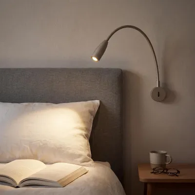 Produktbild von LEDS C4 Bed Leseleuchte - 4,3 W, Warmweiß, 65 lm, Grau