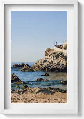 Produktbild von Strand an der Costa Brava– Wandbild mit Rahmen – Gerahmtes Bild  – Wanddekoration – 40x60 cm – Weiß