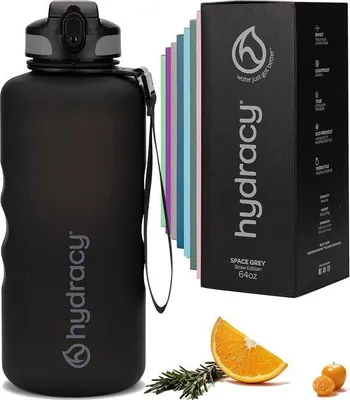 Produktbild von Famanu Trinkflasche 2 Liter mit Zeitmarkierung und Schulterriemen - Stilvoll und Praktisch
