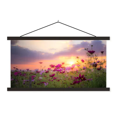 Produktbild von MuchoWow® Textilposter Blumen - Rosa - Sonnenuntergang - Natur - Wiese - Horizont 60x30 cm mit schwarzem Rahmen - Textilien