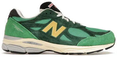 Produktbild von New Balance 990v3 MiUSA Varsity Green Gold - EU 42