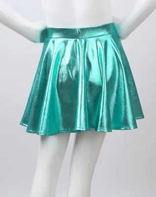 Zdjęcie produktu dla Metaliczna plisowana spódnica dziewczęca - Rozmiary 110-116 cm - Błyszcząca mini spódniczka o linii A do tańca, jazdy na łyżwach i na imprezę o długości za kolano