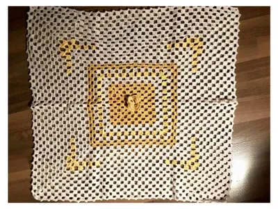 Produktbild von Patchwork Kinderwagendecke, handgefertigte Wickeldecke, Granny Square