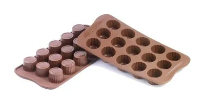 Obrázek produktu pro Silikonová forma na čokoládu – pralinky