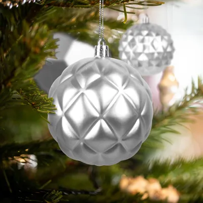 Immagine prodotto di Decorazioni natalizie per l'albero di Natale: palline, colore argento, confezione da 6 pezzi