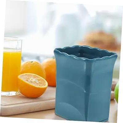 Obrázok produktu pre Plastová konev 15 l, čierna, dlhá