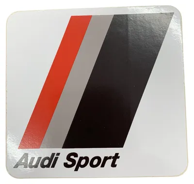 Original Audi Sport Aufkleber 10x10cm selbstklebend – Produktansicht