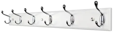 Zdjęcie produktu dla Omgoods - Drewniany wieszak ścienny z 6 srebrnymi haczykami, 65 cm, stylowy wieszak do wnętrz