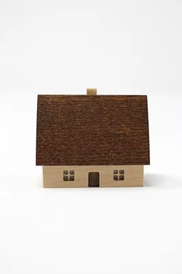 Zdjęcie produktu dla Miniaturowy domek z Rudaw dla oświetlenia, szer. x wys. 4 x 5 x cm, NOWY