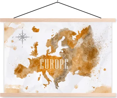 Produktbild von MuchoWow® Textilposter Weltkarte - Europa - Farbe 120x80 cm mit holzfarbenen Rahmen - Aufhängeset