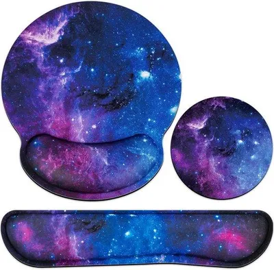 Productafbeelding van Ergonomische 3-in-1 Muismat met Gelkussen, Polssteun, Toetsenbord en Bekerpad, Antislip Gaming-Muismat van Traagschuim voor Thuis en Kan