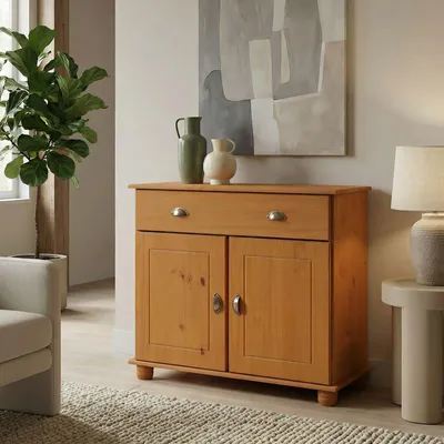 Produktbild von Kommode COLMAR 90cm breit – schmales Sideboard im Landhausstil, 2 Türen und 1 Schublade, Kiefer Massivholz, Muschelgriffe aus Metall, ideal für Flur, Wohnzimmer oder Küche