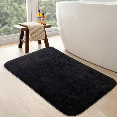 Obrázek produktu pro Uniqoos® Měkká černá rohož do koupelny 80 x 150 cm – protiskluzová, savá a rychle schnoucí, plyšová, vhodná do pračky, pro koupelnu a sprchu