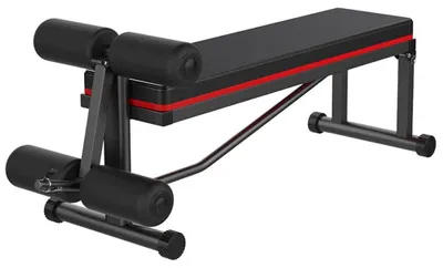 Obrázek produktu pro Nastavitelná posilovací lavice z černé oceli s nosností 200 kg, ideální pro všestranný trénink v domácí posilovně