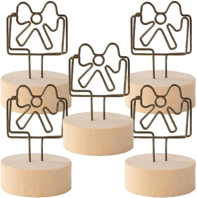 Produktbild von Fotohalter aus Holz – Holzsockel + praktischer Metallclip für den Schreibtisch