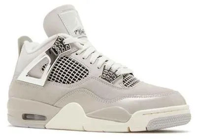 Produktbild von Jordan 4 Retro Frozen Moments (Women's) - EU 41