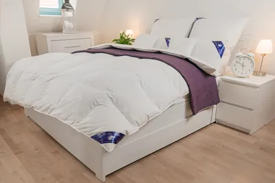 Produktbild von 155x200 cm 1000 Gr. 90% DAUNEN BETT Hotel QUALITÄT Daunendecke Daunendecken Decken Decke Bett Bettdecke Zudecke Steppdecke Daunen  Welt-der-Träume