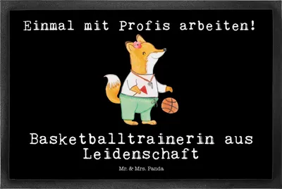 Produktbild von Mr. & Mrs. Panda Schmutzfangmatte Basketballtrainerin Leidenschaft 50 x 75 cm - Schwarz - Geschenk, Verein, Sport, Fußabtreter, bodenmatte, Basketball, Fussmatte