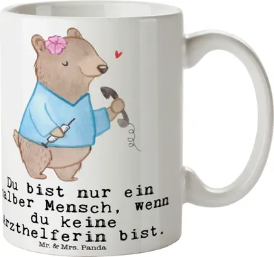 Produktbild von Mr. & Mrs. Panda Tasse Arzthelferin Herz - Weiß - Geschenk, Witzig, Medizinische Fachangestellte, Trinkbecher, MFA, Krankgeschrieben, Keramiktasse, Kaffeebecher, Lustig