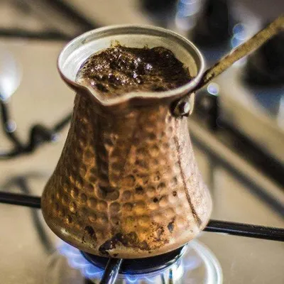 Produktbild von Unyqoos® Türkische Kupfer-Cezve – handgefertigte Mokkakanne, innen verzinnt, für türkischen, arabischen & griechischen Kaffee, 2- oder 3-teilig (150+320 ml / 120+200+290 ml)