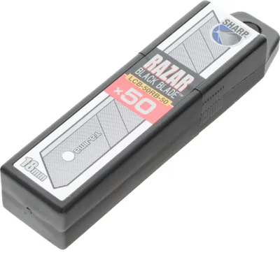 Produktbild von Tajima Ersatzklingen für Cutter (Breite 18 mm, 50 Stück in einer Box, Black Blade Klingen, für Pappe, Leder, Folie, Trockenbau geeignet, Ersatzmesser) LCB50RB50H