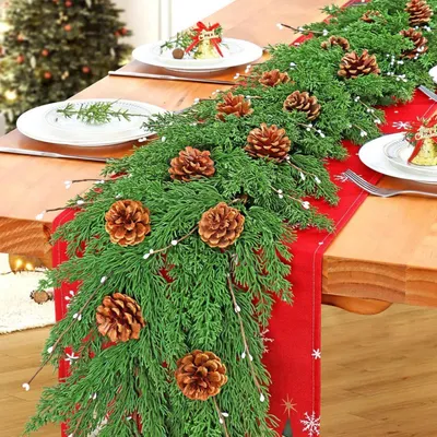 Produktbild von Künstliche Weihnachtsgirlande Norfolk Pine 180 cm mit Beeren & Tannenzapfen grün