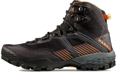 Ducan II High GTX Men von Mammut; schwarzer Trailrunning-Schuh mit orangefarbenen Akzenten und hohem Schaft.