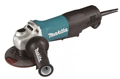 A Makita angle grinder is shown against a white background.
