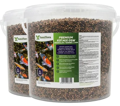 Produktbild von Famiflora Koi Mix OSW Futter für Koi Fische - 2x 5L (=10L / 4KG) - 3mm Pellet - Premium Koi Futter - Mit Astaxanthin für intensive Farben - Stimuliert gesundes Wachstum damit Ihre Koi groß und stark werden