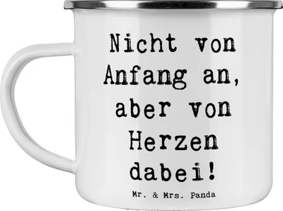 Produktbild von Mr. & Mrs. Panda Pott Spruch Adoptivkind von Herzen - Weiß - Geschenk, Familienbande, herzerwärmende Sprüche, Zugehörigkeit, Emaille Tasse, Becher, Teetasse, Reisebecher