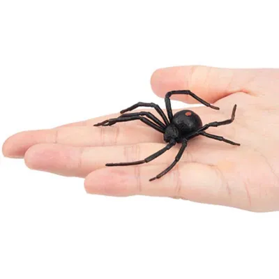 Produktbild von Toymany ML00316 Schwarze Witwe 7,7 cm Reptilienreich