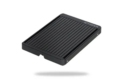 Produktbild von EZConvert MB705M2P-B (schwarz, M.2 PCIe NVMe SSD zu 2,5" U.2 PCIe SSD Konverter / Adapter)