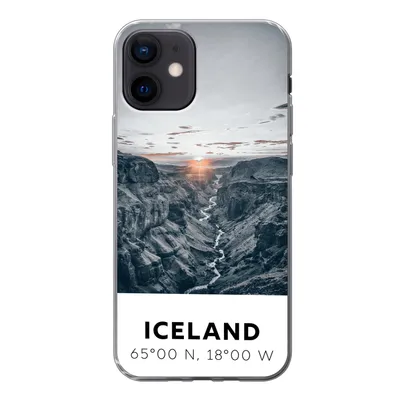 Produktbild von MuchoWow® Handyhülle Schutzhülle Hülle für iPhone 12 Island - Sonne - Berge Silikon Softcase Handy Hülle - Schutzhülle