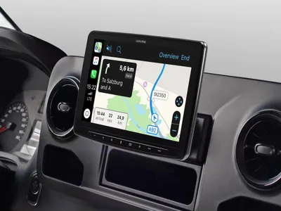 Zdjęcie produktu dla Alpine ILX-F905S907 | Radio samochodowe z 9-calowym ekranem dotykowym dla Mercedes Sprinter W907, obudowa montażowa 1-DIN, DAB+, obsługa Apple CarPlay i Android Auto i więcej