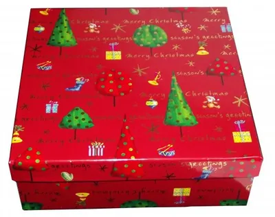 Produktbild von 8 Geschenkkarton Weihnachten Tannenbaum rot mit Pilzdekor