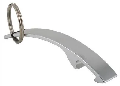 Metallener Flaschenöffner als Schlüsselanhänger, silber, 7,8 cm